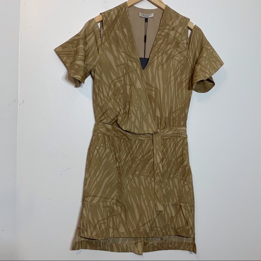 NWT Halston Heritage Cold Shoulder‎ Safari Dress Size 0